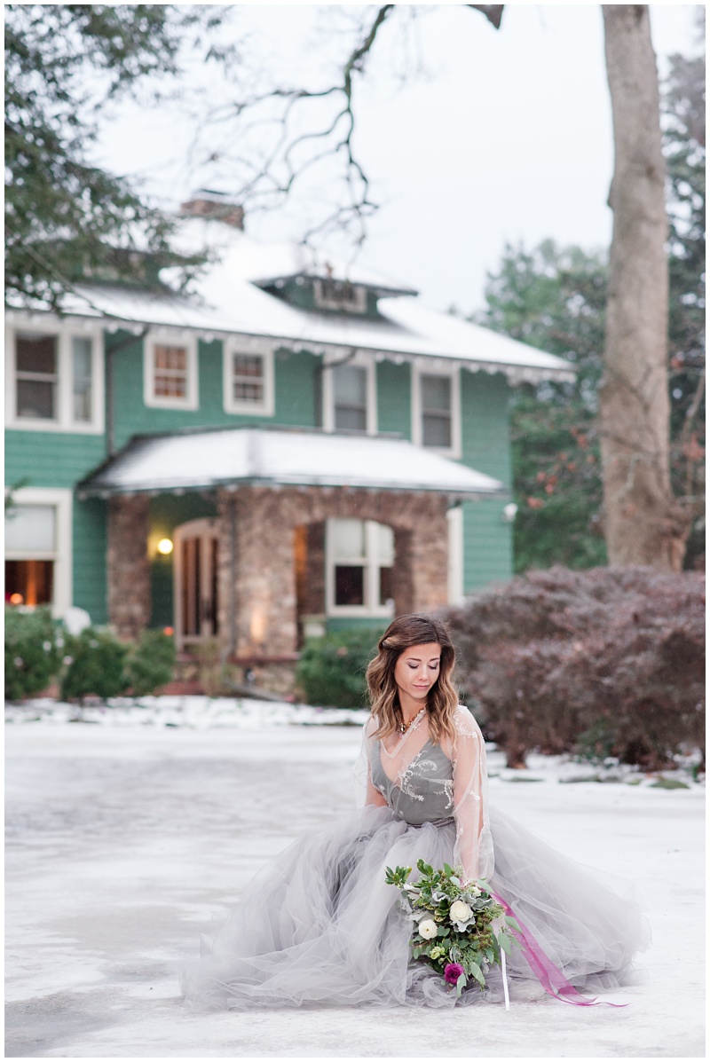 Image of southern bride in the snow